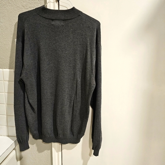 Croft & Barrow Gray Crew neck Large in Great shape - Picture 4 of 8